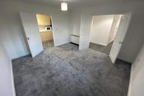 3 bedroom flat to rent, Parkside, Hart Road, Fallowfield