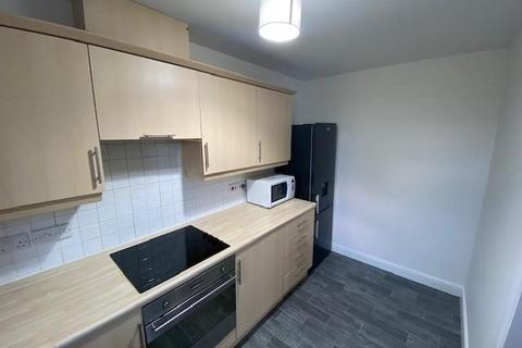 3 bedroom flat to rent, Parkside, Hart Road, Fallowfield