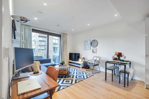 1 bedroom apartment for sale, at Chancery Building, London, London SW11