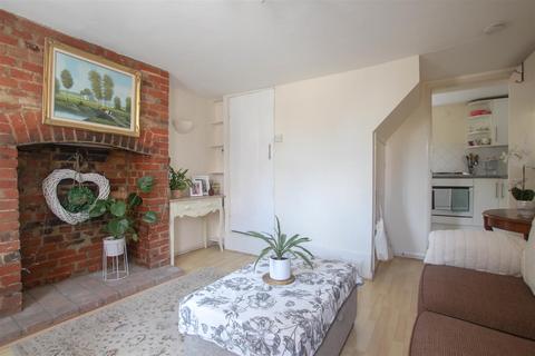 1 bedroom terraced house to rent, Debden Road, Saffron Walden CB11