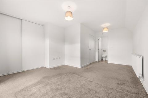 undefined, Ireland Road, Berkshire RG45