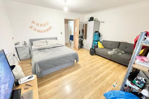 undefined, St. Margarets Avenue, Luton LU3