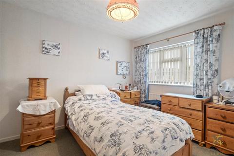 4 bedroom link detached house for sale, Jasmine Walk, Evesham WR11