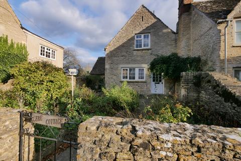 undefined, Meysey Hampton, GL7