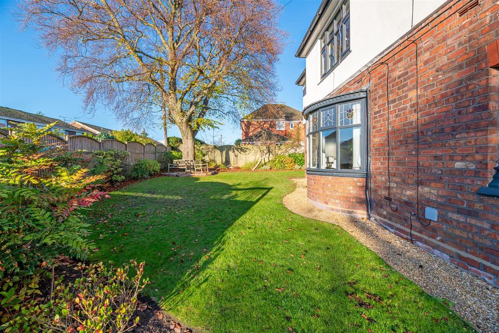 Wrap around Garden
