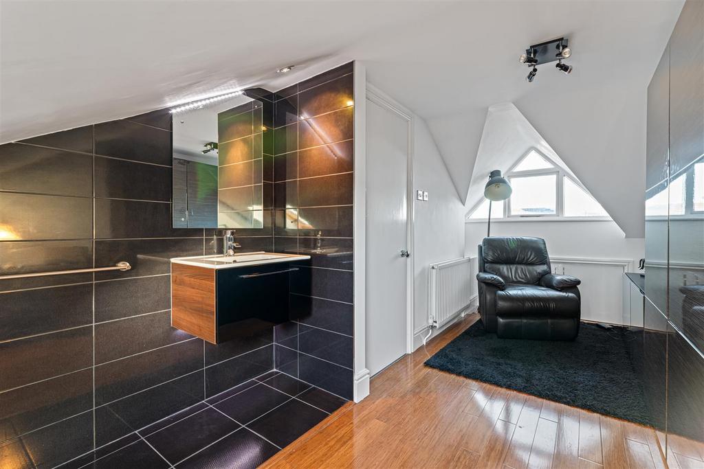 Bedroom Six/Upper Bedroom Four