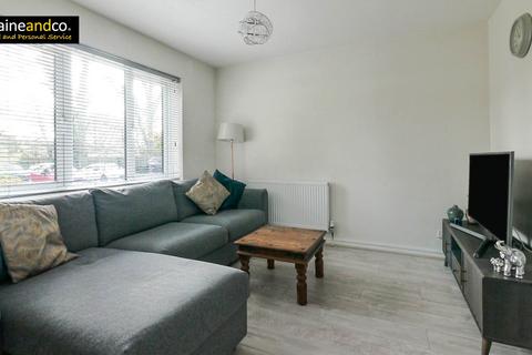 undefined, Newlands, Hatfield