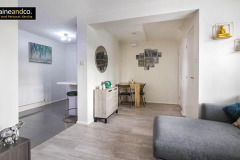 undefined, Newlands, Hatfield