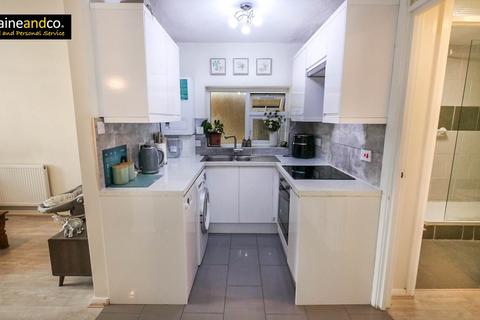 undefined, Newlands, Hatfield