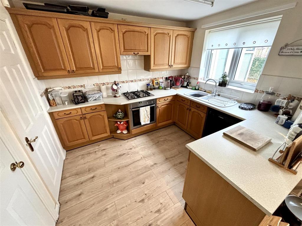 Open Plan Kitchen and Breakfast Room