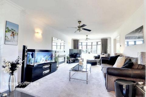 4 bedroom detached house for sale, Hartley Close, TELFORD