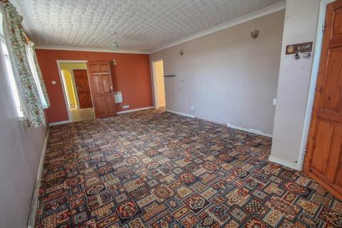 2 bedroom bungalow for sale, 36 Linford Estate, Clenchwarton, King's Lynn, Norfolk PE34 4BA