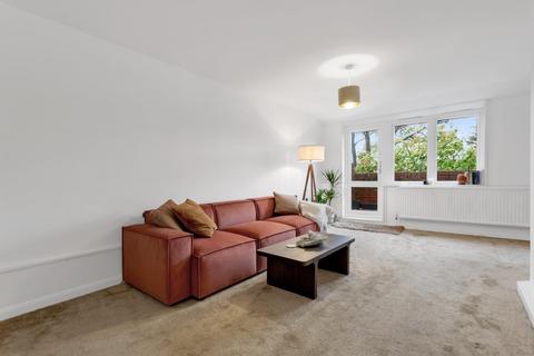 St. Laurence Close, Queens Park, London, NW6