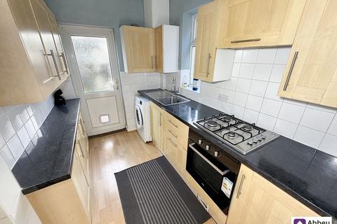 3 bedroom semi-detached house for sale, Bembridge Road, Leicester, LE3