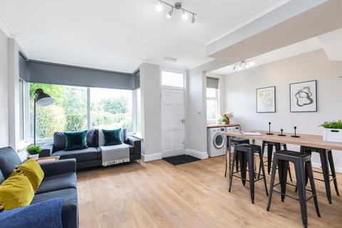 5 bedroom house to rent, Beechwood Crescent, Leeds LS4