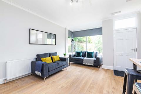 5 bedroom house to rent, Beechwood Crescent, Leeds LS4