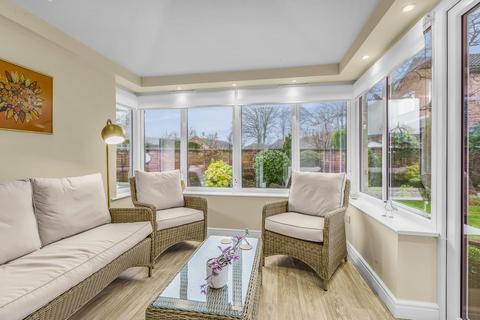 4 bedroom detached house for sale, Plane Tree Avenue, Leeds, West Yorkshire