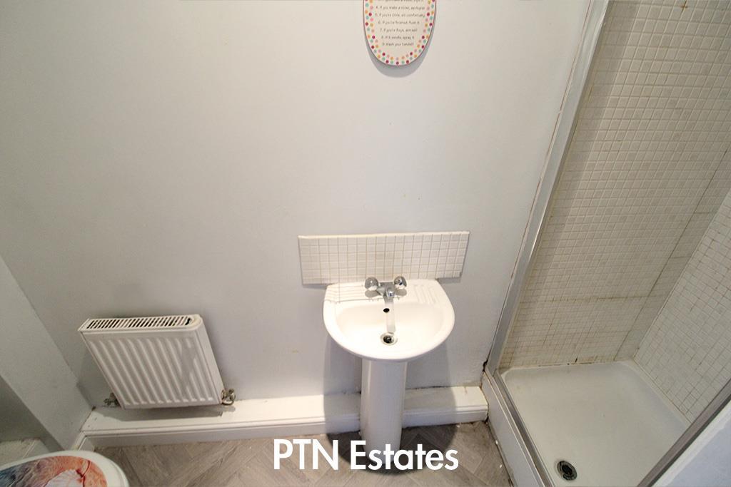 Shower room.jpg