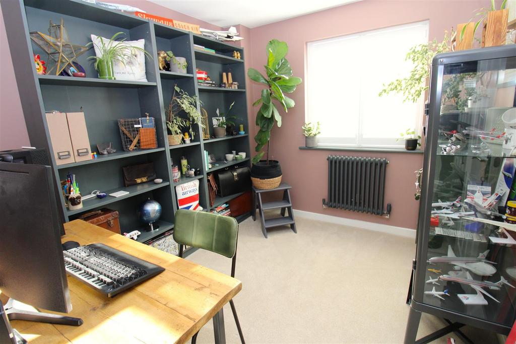 Bedroom 3.JPG