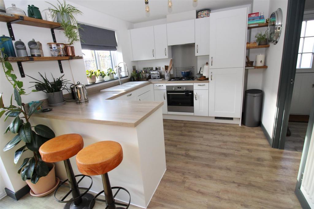 Kitchen Area.JPG