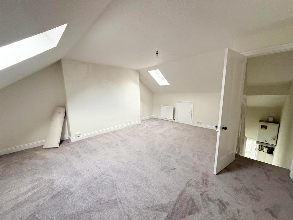 3 bed terrace, Steeton