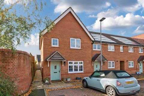 3 bedroom end of terrace house for sale, Frampton Court, Wilton SP2
