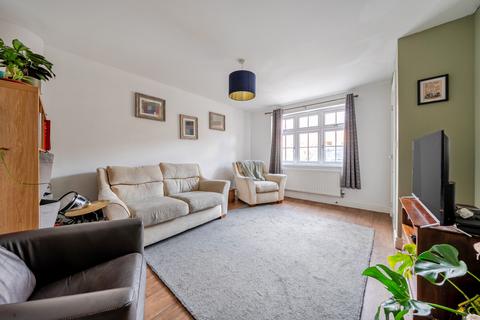 3 bedroom end of terrace house for sale, Frampton Court, Wilton SP2