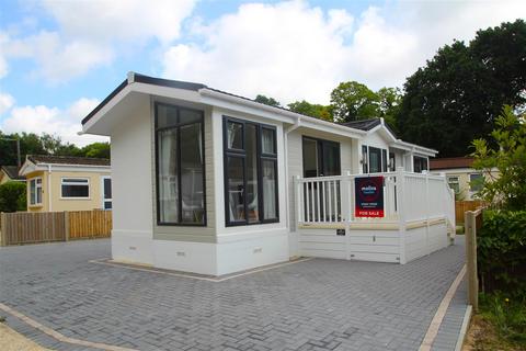 undefined, Havenwood, Arundel