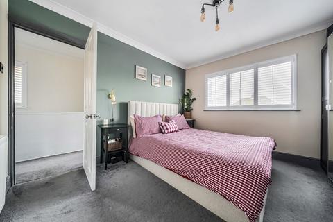 3 bedroom semi-detached house for sale, Longmarsh View, Sutton At Hone, Dartford, DA4