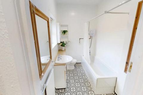 8 bedroom house share to rent, Portland Road