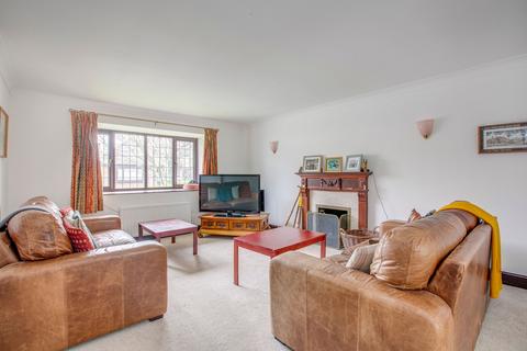 4 bedroom detached house for sale, Magpie Close, Flackwell Heath, HP10