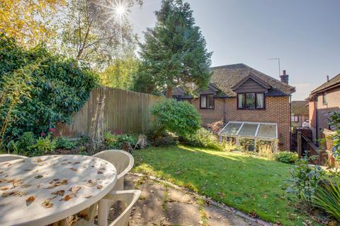 4 bedroom detached house for sale, Magpie Close, Flackwell Heath, HP10