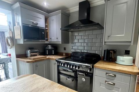 undefined, Wellingtonia Terrace, Hingham