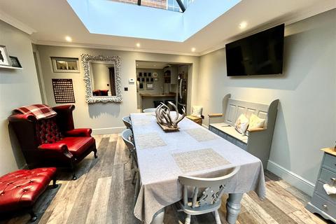 undefined, Wellingtonia Terrace, Hingham