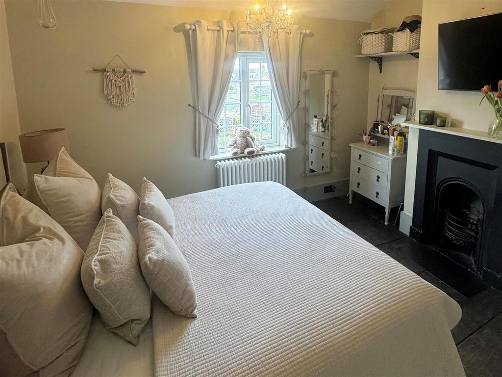 Bedroom.jpg