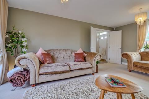 4 bedroom detached house for sale, Strathy Close, Lubbesthorpe, LE19