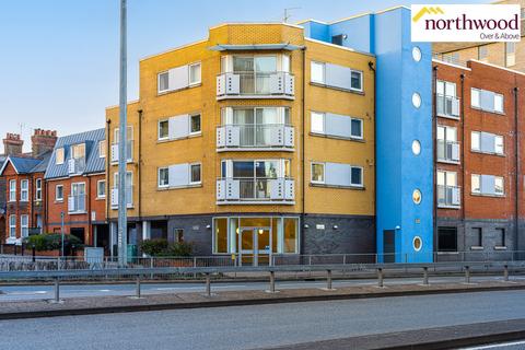 2 bedroom flat to rent, 1 Malden Road, Watford, WD17