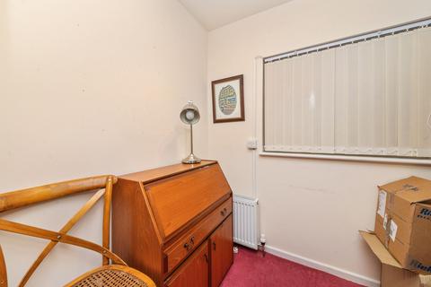 2 bedroom detached house for sale, Bankfield Park Avenue, Huddersfield, HD4