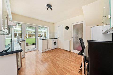 2 bedroom detached house for sale, Bankfield Park Avenue, Huddersfield, HD4