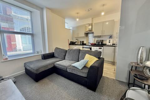 1 bedroom ground floor maisonette to rent, Wadham Street, Weston-Super-Mare,