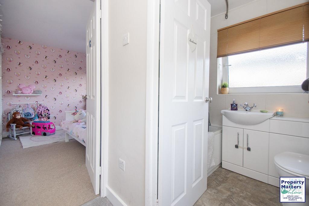 Bathroom/Bedroom