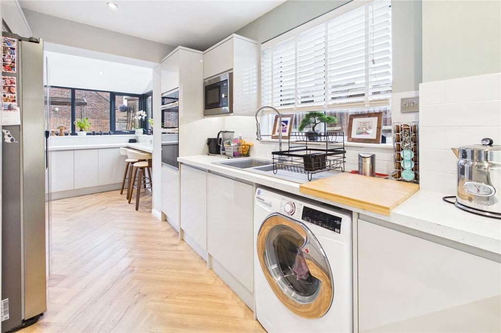 Kitchen/Breakfast