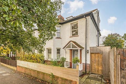undefined, Marksbury Avenue, Kew TW9