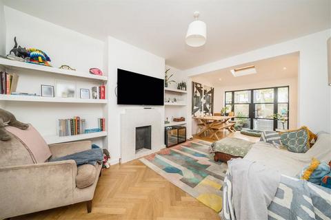 undefined, Marksbury Avenue, Kew TW9