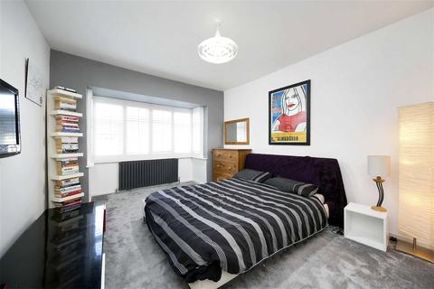 undefined, Cambridge Crescent, Teddington