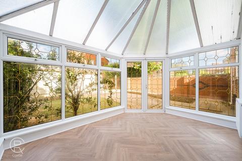 undefined, Greenford Avenue, Hanwell