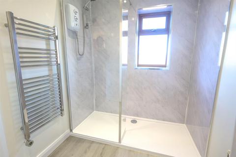1 bedroom semi-detached house to rent, Sheepcroft Close, Webheath, Redditch