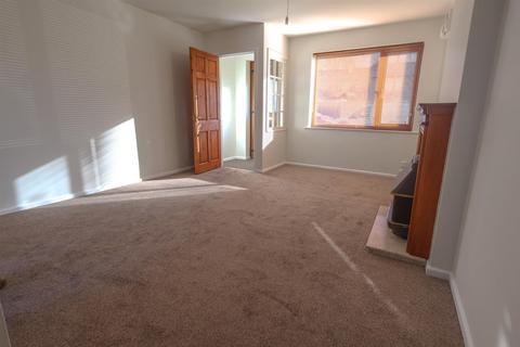 1 bedroom semi-detached house to rent, Sheepcroft Close, Webheath, Redditch