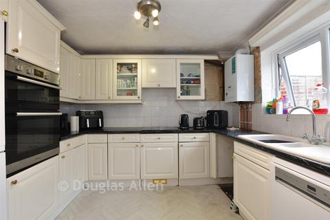 undefined, Beaconfield Road, Epping, Essex