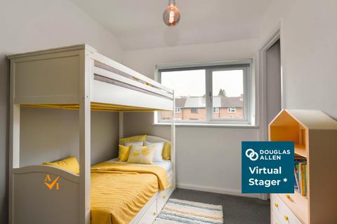 3 bedroom semi-detached house for sale, Beaconfield Road, Epping CM16